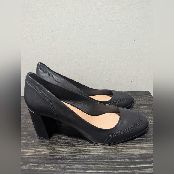 Dkny black leather pumps - Picture 1 of 5
